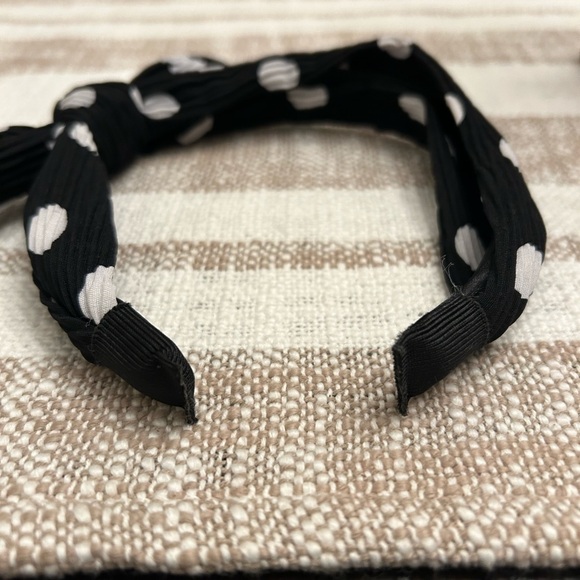 SOLD- 4 Knot Headbands - Picture 3 of 15